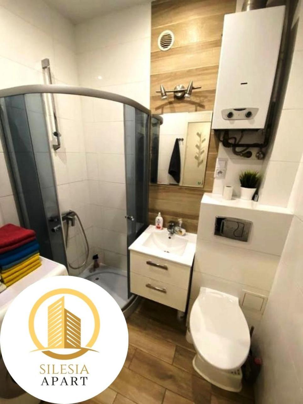 Apartament Ceglany Tychy Bagian luar foto